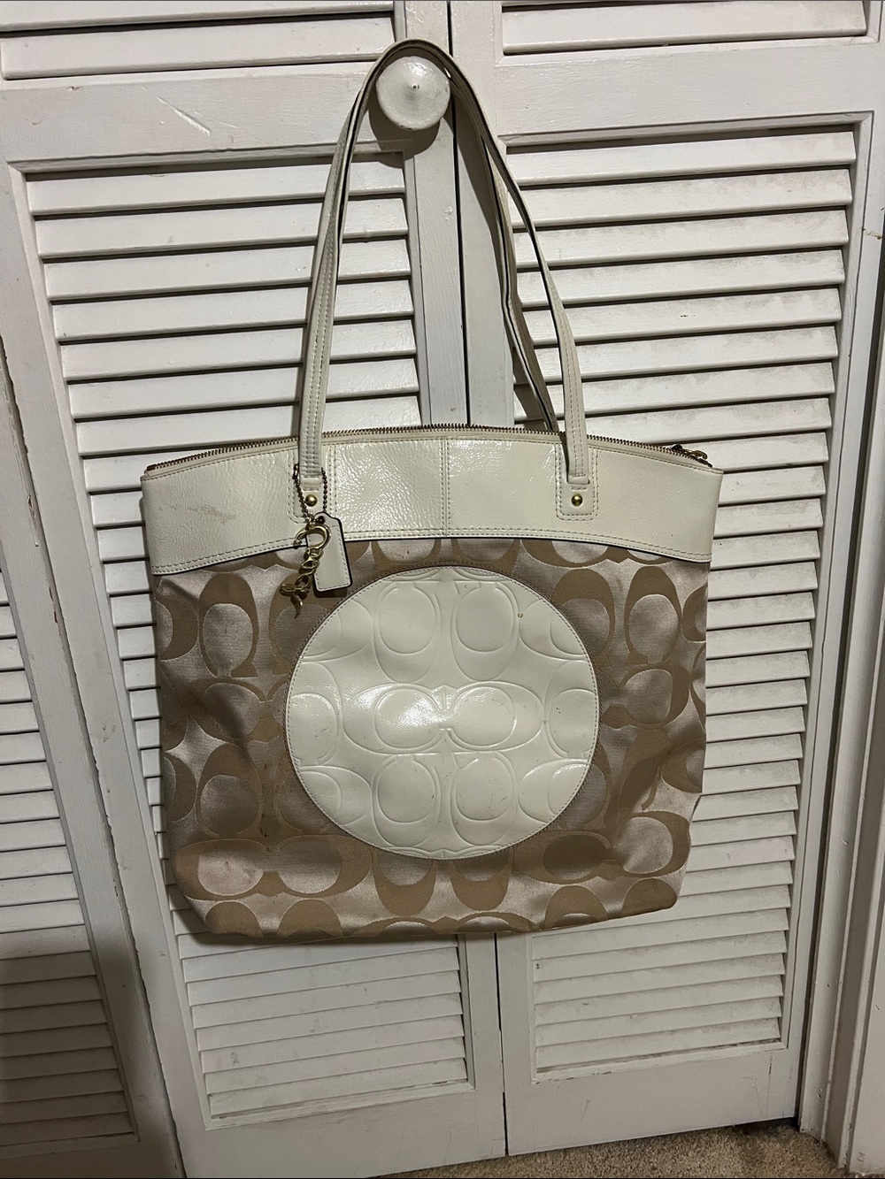 Coach Tan and White Signature Circle Tote